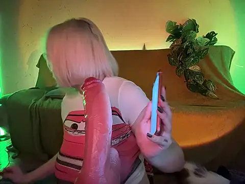 DaisyBooom online show from May 2026 06:29:02 PM