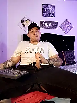 tony landri online show from October 2025 02:45:01 AM