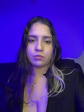 Snapshot of valentina_jonnes1 chatting on June 2026 04:17:02 AM valentina jonnes1 online show from June 2026 04:17:02 AM