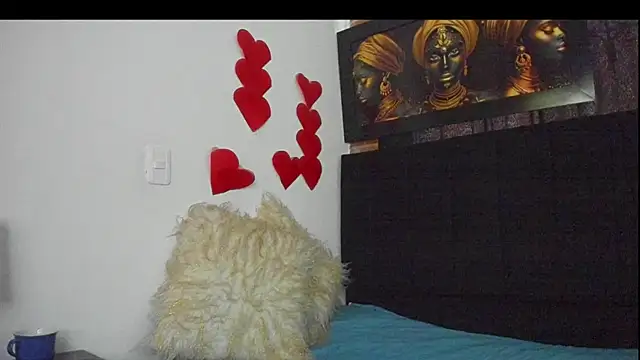 Evaaross 2345 online show from February 2025 12:37:01 PM