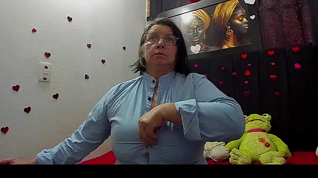 Evaaross 2345 online show from June 2026 08:36:01 PM