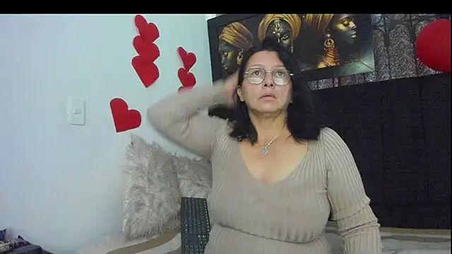 Evaaross 2345 online show from February 2025 01:19:02 PM