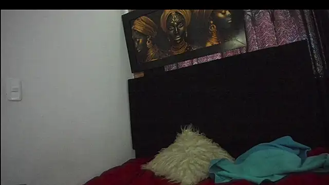 Evaaross 2345 online show from September 2025 12:58:01 PM