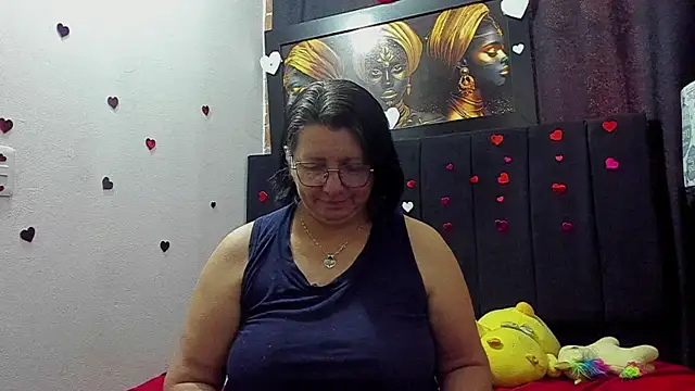 Evaaross 2345 online show from June 2026 12:25:01 PM