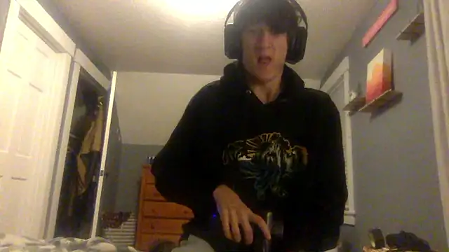 KittingGrappler online show from November 2025 11:16:02 PM