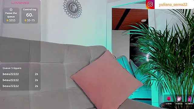 HellenHylls online show from January 2026 04:27:02 AM