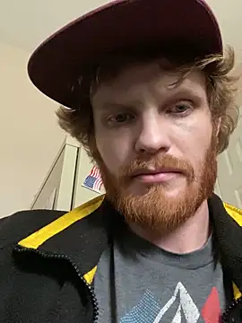 Snapshot of BOSSDIGGINN4u chatting on February 2025 06:35:01 PM BOSSDIGGINN4u online show from February 2025 06:35:01 PM