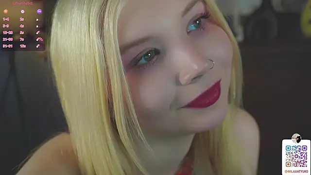 Snapshot of DaisyElmers chatting on February 2025 05:37:01 AM DaisyElmers online show from February 2025 05:37:01 AM