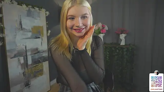 Snapshot of DaisyElmers chatting on February 2025 02:39:02 AM DaisyElmers online show from February 2025 02:39:02 AM