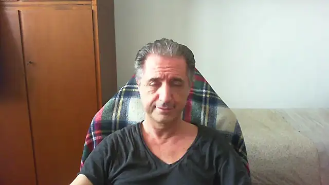 lliuk70mi online show from April 2026 12:34:01 PM