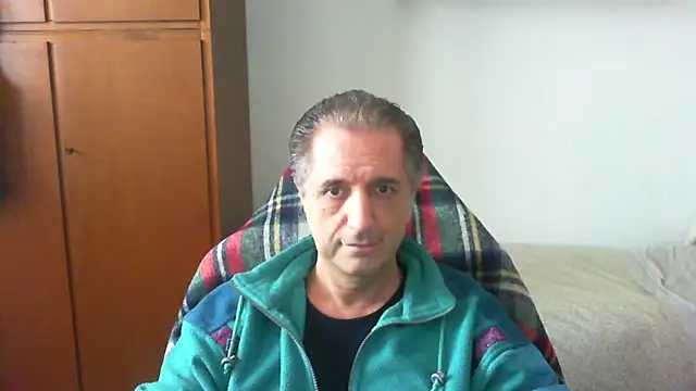 lliuk70mi online show from April 2026 12:41:01 PM