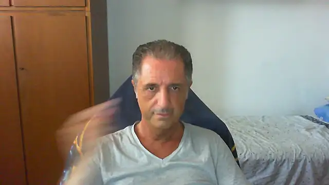 lliuk70mi online show from July 2026 01:33:01 PM