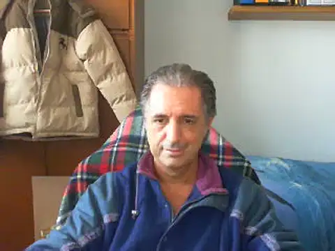 lliuk70mi online show from December 2025 02:00:02 PM