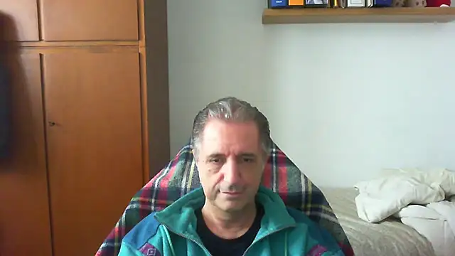 lliuk70mi online show from April 2026 01:37:01 PM