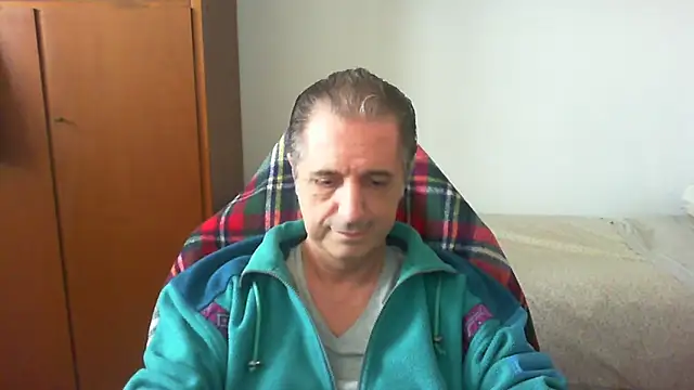 lliuk70mi online show from April 2026 12:34:02 PM