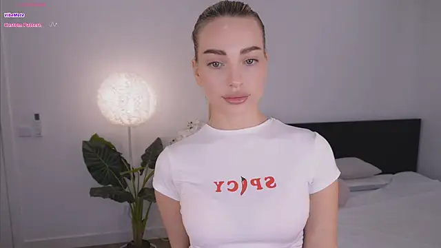 Snapshot of Nicole_youthfull chatting on February 2025 09:07:02 PM Nicole youthfull online show from February 2025 09:07:02 PM