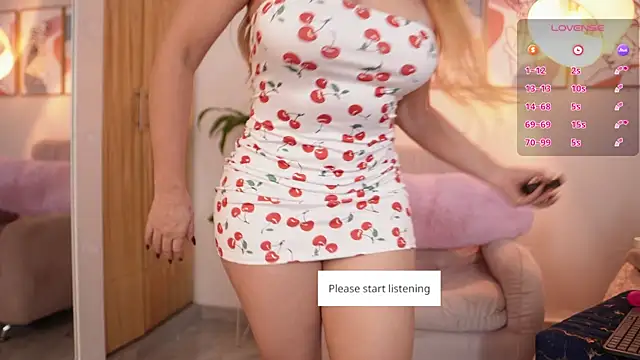 Tiffany Sims1 online show from January 2026 02:00:02 PM