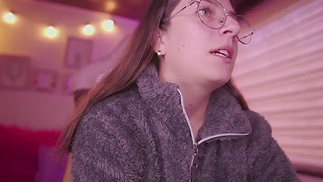 milly kenner online show from February 2026 07:13:01 PM