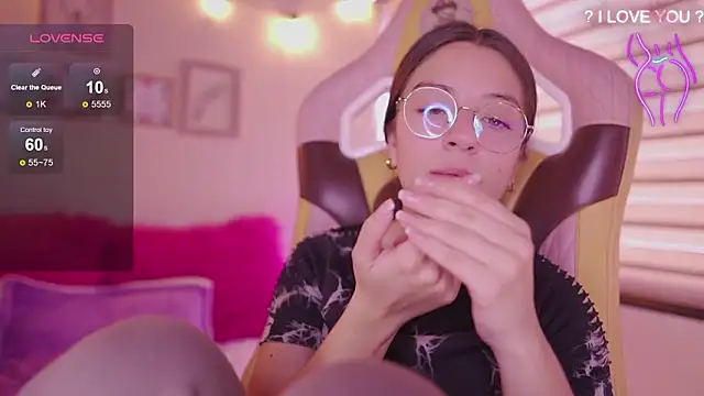 milly kenner online show from February 2026 07:55:02 PM