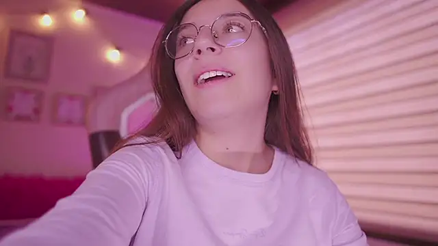 milly kenner online show from February 2026 06:46:01 PM