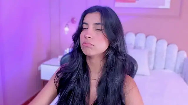 zia cooper online show from April 2026 07:30:01 PM