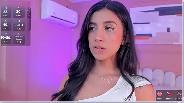 zia cooper online show from April 2026 07:09:01 PM
