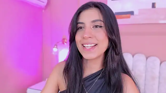 zia cooper online show from March 2026 07:26:02 PM