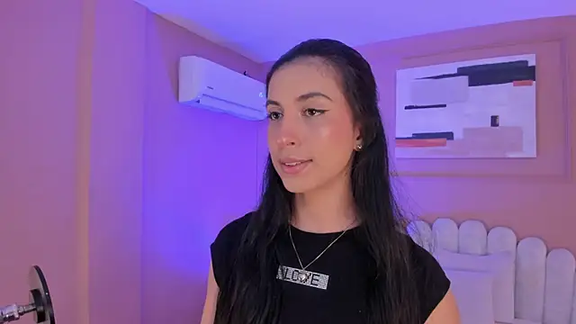 zia cooper online show from November 2025 07:47:02 PM