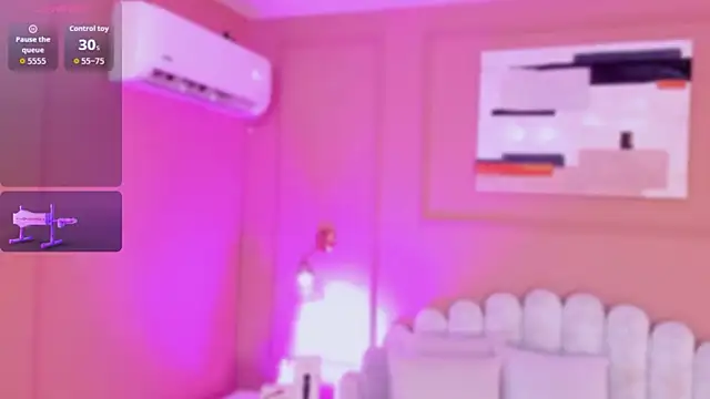 zia cooper online show from March 2026 07:10:02 PM