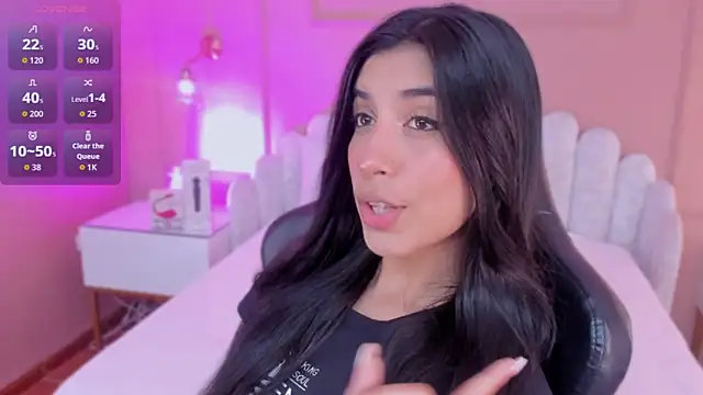 zia cooper online show from February 2026 07:15:02 PM