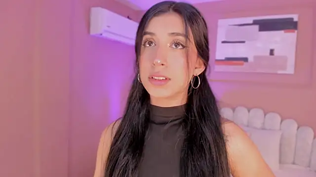 zia cooper online show from November 2025 07:02:02 PM