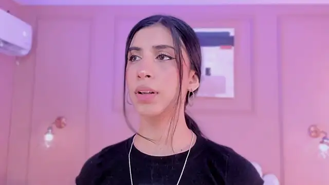 zia cooper online show from March 2026 06:36:01 PM