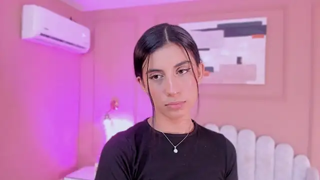 zia cooper online show from February 2026 07:03:02 PM