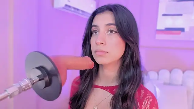 zia cooper online show from March 2026 07:26:01 PM