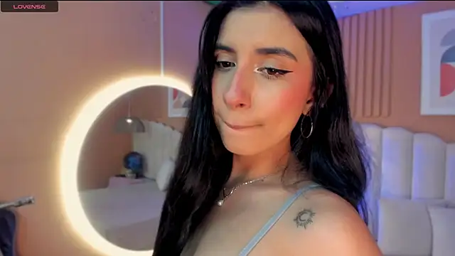 zia cooper online show from September 2025 06:51:01 PM