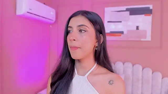 zia cooper online show from March 2026 06:58:02 PM