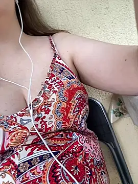 ChubbyMaia online show from July 2026 04:30:02 PM