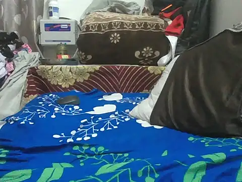 Desiboy 525 online show from November 2025 06:22:02 PM