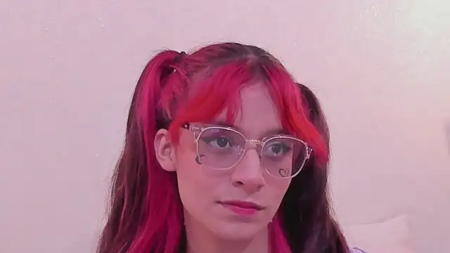 RedMeloddy online show from March 2025 07:33:01 PM