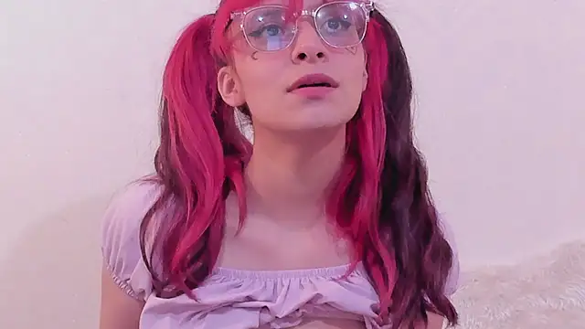 RedMeloddy online show from March 2025 10:37:01 PM