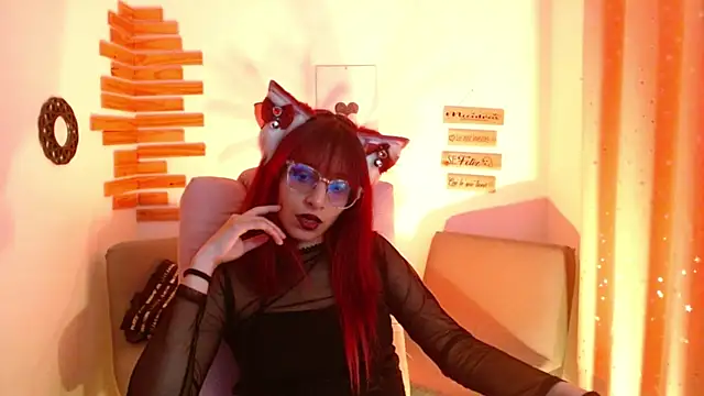 RedMeloddy online show from May 2026 11:03:02 PM