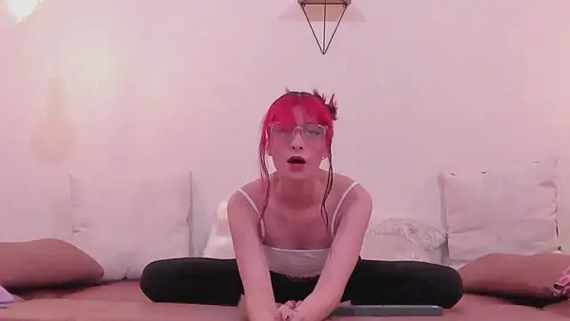 RedMeloddy online show from March 2025 07:26:02 PM