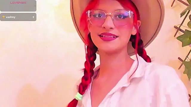 RedMeloddy online show from November 2025 01:48:01 PM