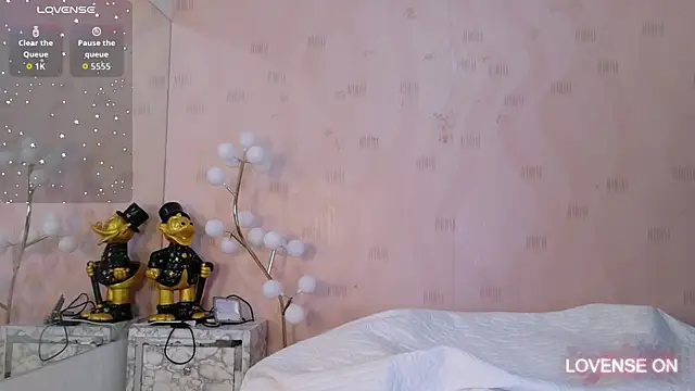 littleebonymommy online show from March 2026 07:58:01 PM