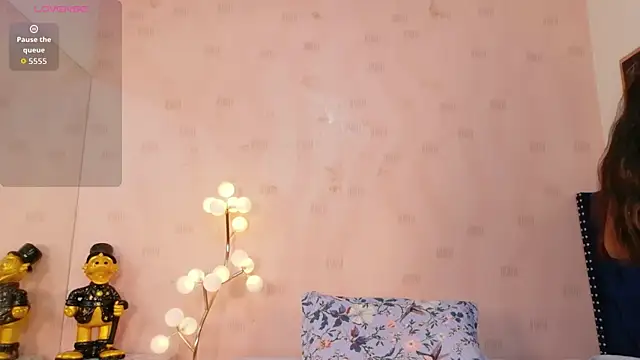 littleebonymommy online show from March 2026 08:10:02 PM