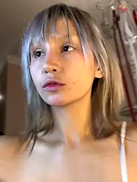 bigbabykiki online show from October 2025 05:50:01 AM