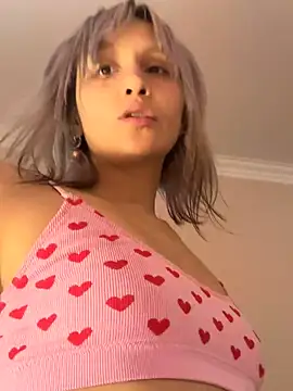 bigbabykiki online show from November 2025 04:45:02 PM