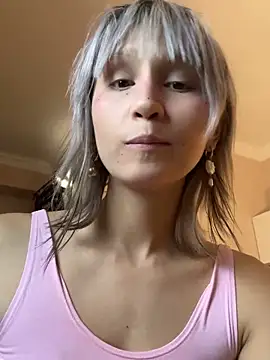 bigbabykiki online show from November 2025 06:34:01 PM