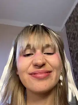 bigbabykiki online show from December 2025 08:04:02 PM