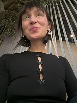 Snapshot of bigbabykiki chatting on February 2025 01:35:02 PM bigbabykiki online show from February 2025 01:35:02 PM